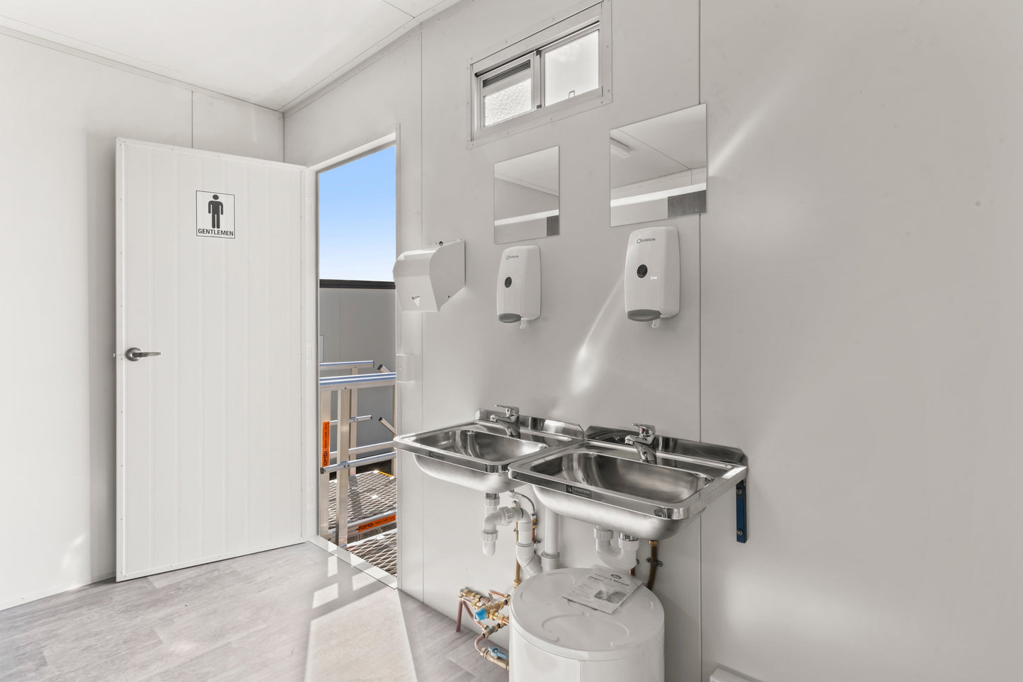 ATOM Modular 4.8x3m Male 2/Female 2 Toilet Block